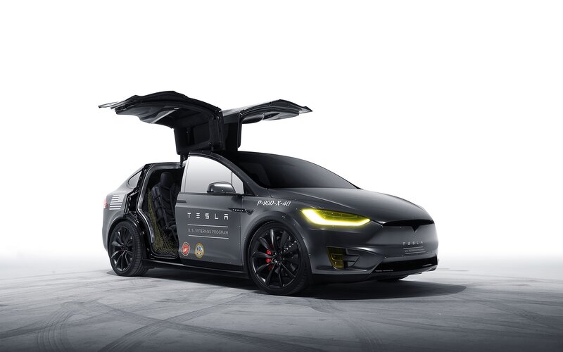 Black Tesla Model X