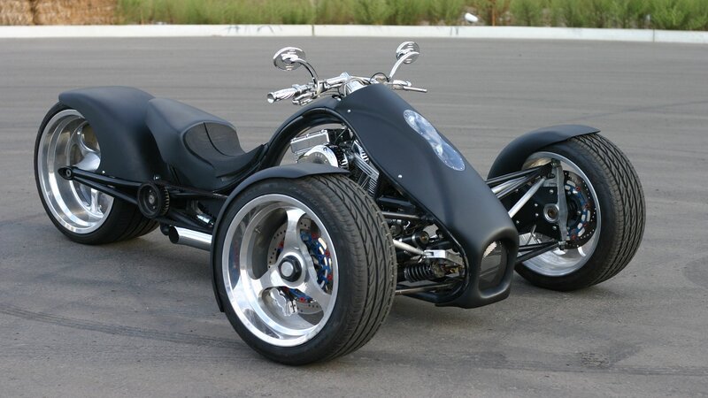 Black Three-wheeled Motorcycle — Neutral, Afternoon