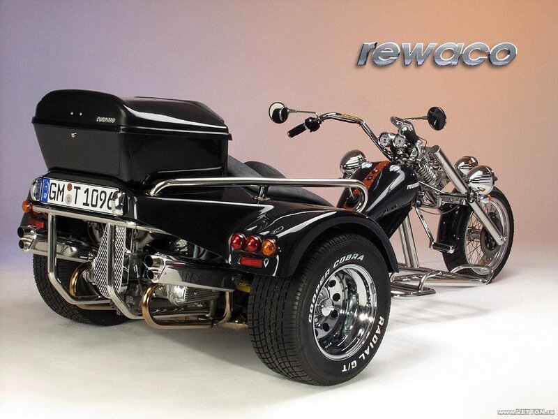 Black Three-wheeled Motorcycle — Neutral