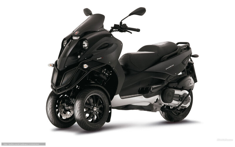 Black Three-wheeled Scooter — Neutral, Photograph