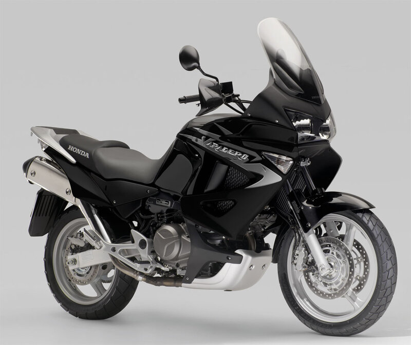 Black Touring Motorcycle — Neutral, Photograph, Windshield, Exhaust
