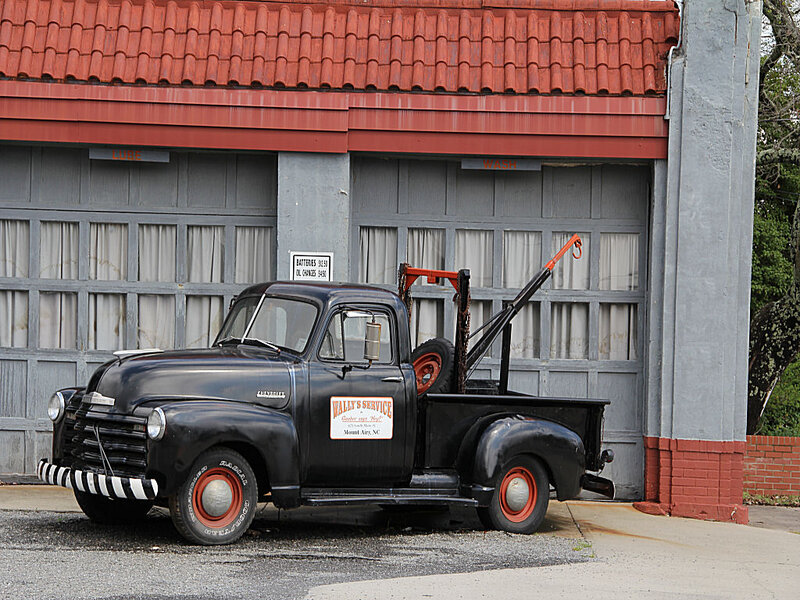 Black Tow Truck