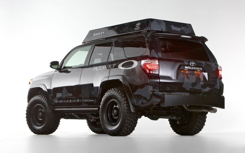 Black Toyota 4runner — Neutral