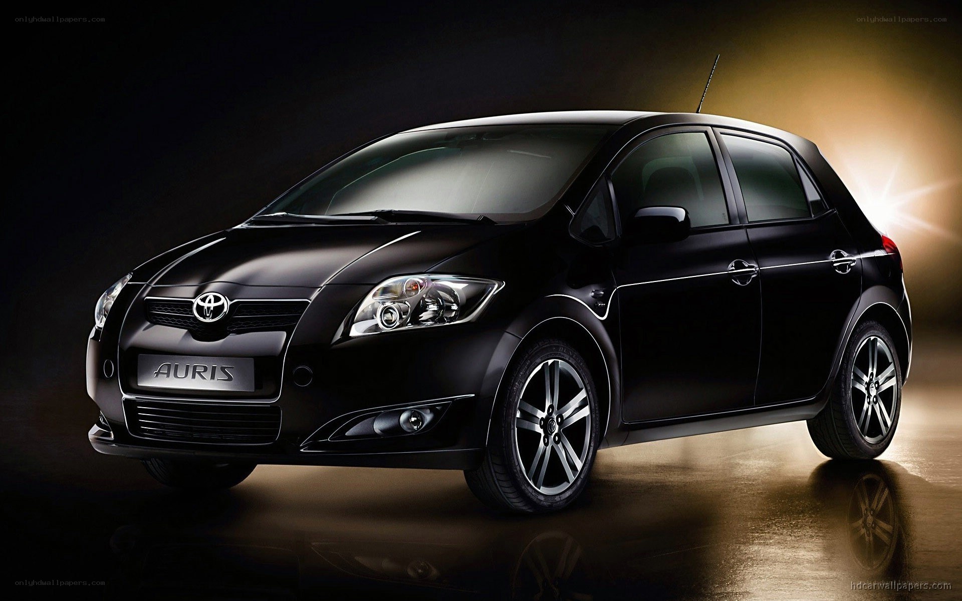 Black Toyota Auris car
