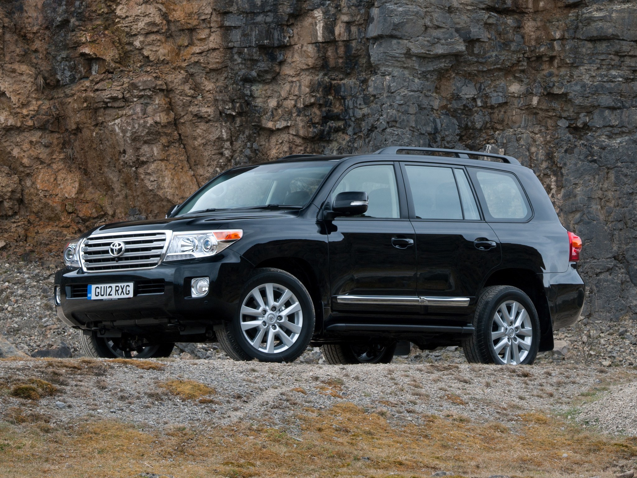 Black Toyota Land Cruiser