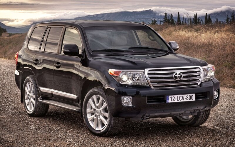 Black Toyota Land Cruiser