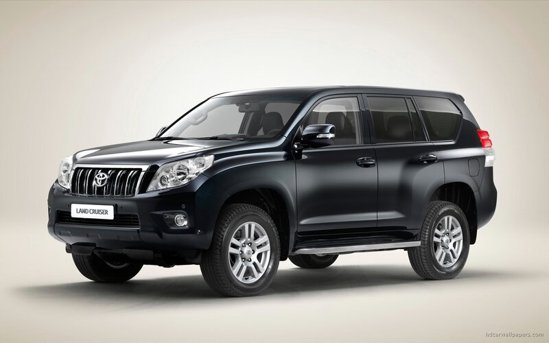Black Toyota Land Cruiser