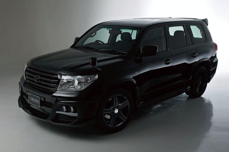 black toyota land cruiser