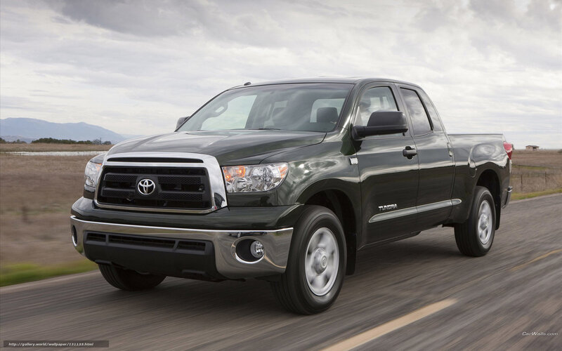 Black Toyota Tundra on road