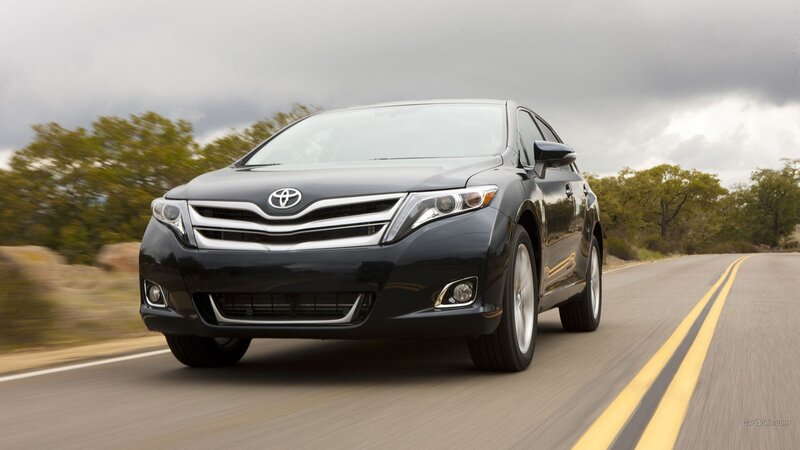 Black Toyota Venza — Dynamic, Afternoon