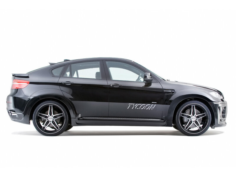 black tycoon suv side view