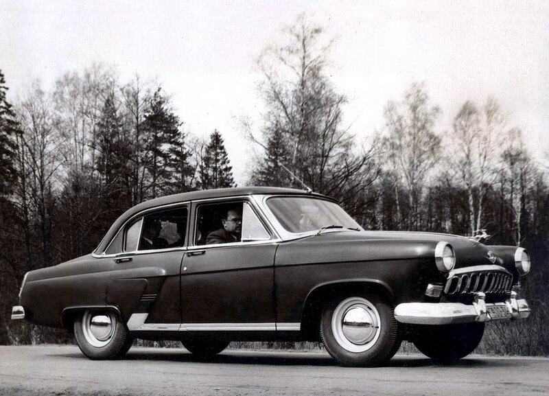 Black Vintage Car — Calm, Winter, Photograph