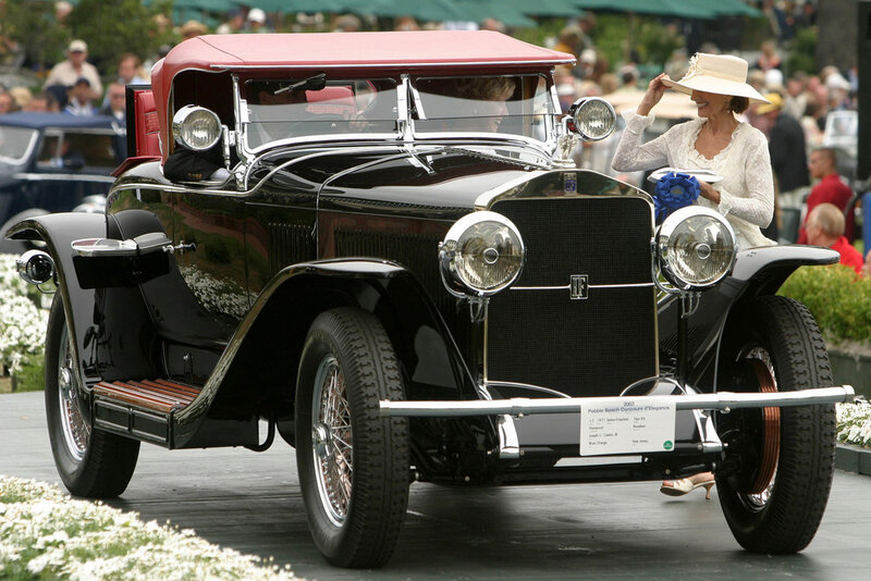 Black Vintage Car — Elegant