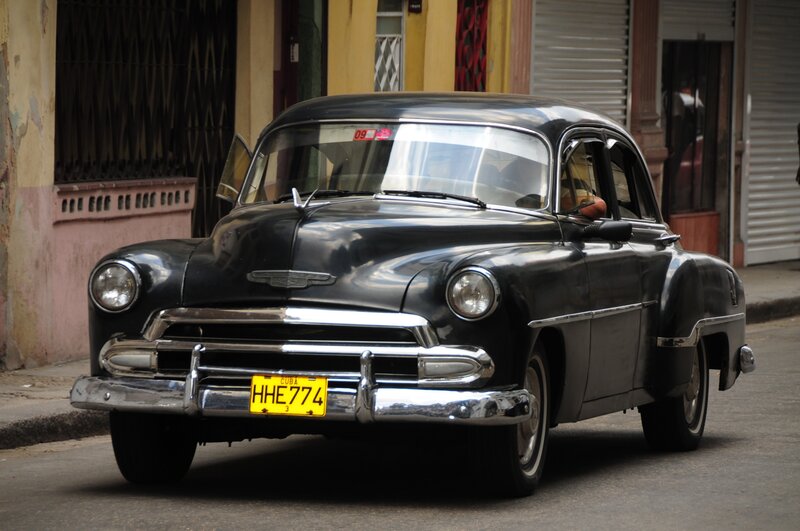 Black Vintage Car — Urban