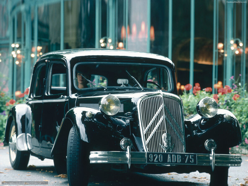 Black vintage Citroën car