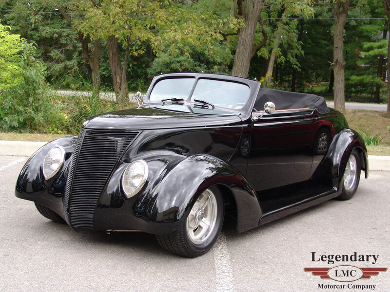 Black Vintage Convertible — Calm