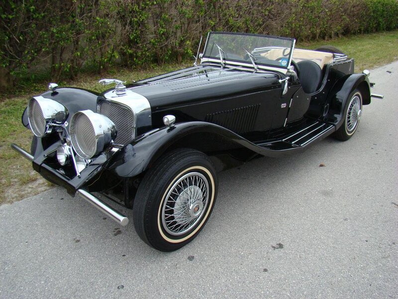 Black Vintage Convertible Car — Calm, Afternoon