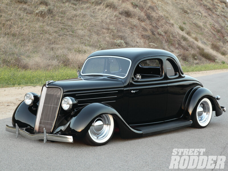 Black Vintage Coupe — Calm
