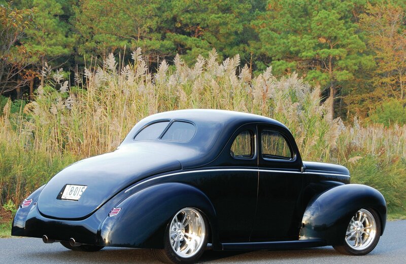 Black Vintage Coupe — Serene