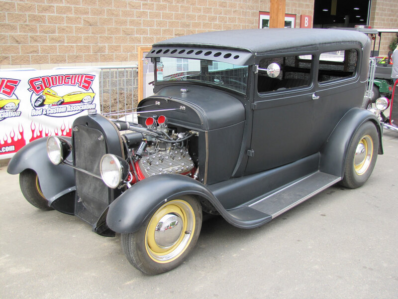 Black Vintage Hot Rod