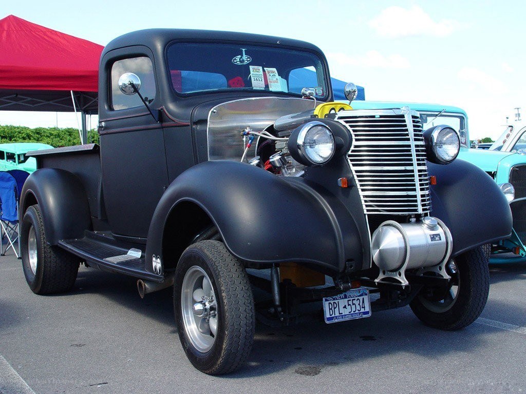 black vintage pickup truck