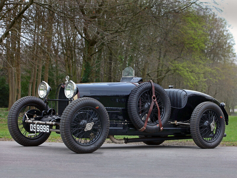 Black Vintage Race Car — Serene, Spring