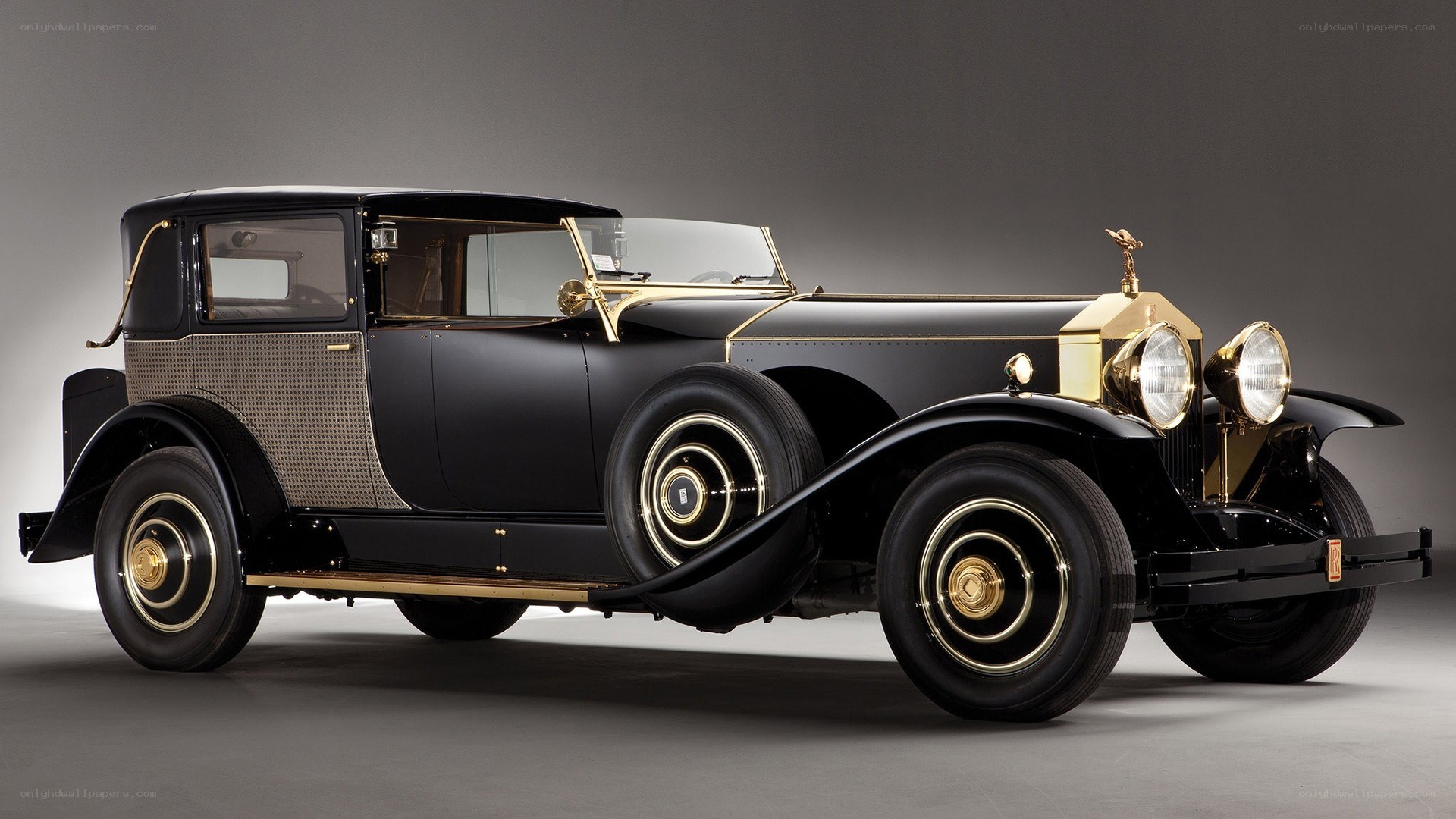 Black vintage Rolls-Royce car