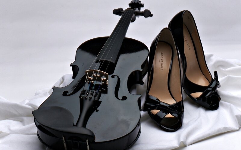 Black Violin and Shoes — Neutral