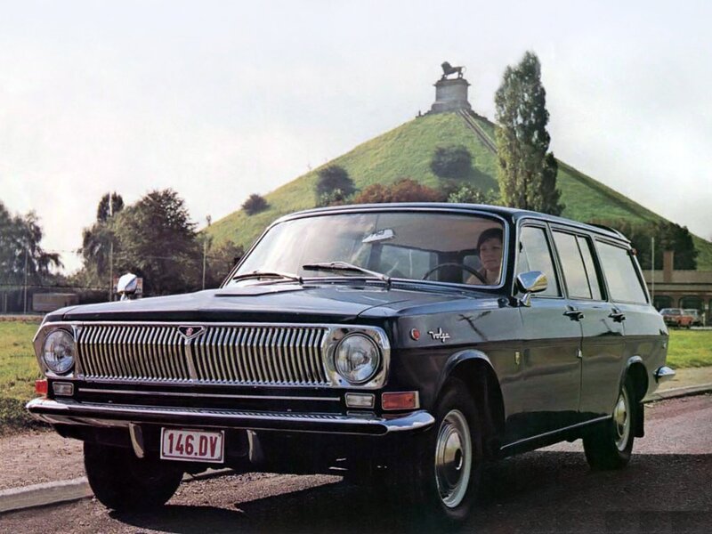 Black Volga station wagon