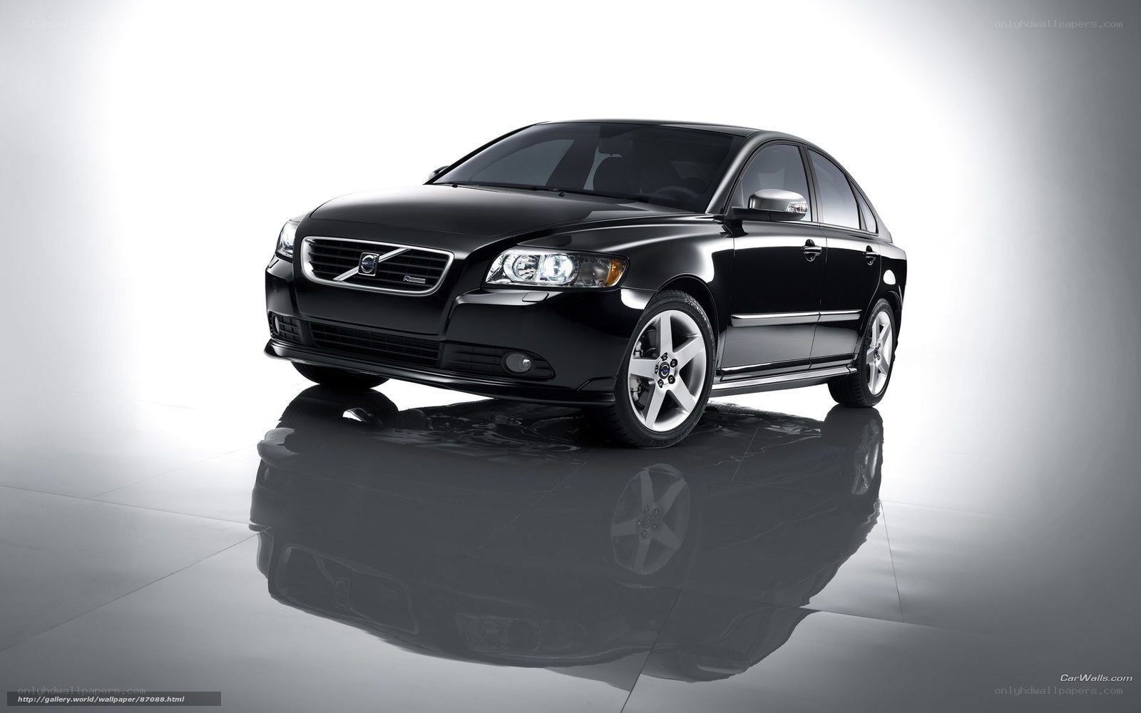 black volvo s40 sedan