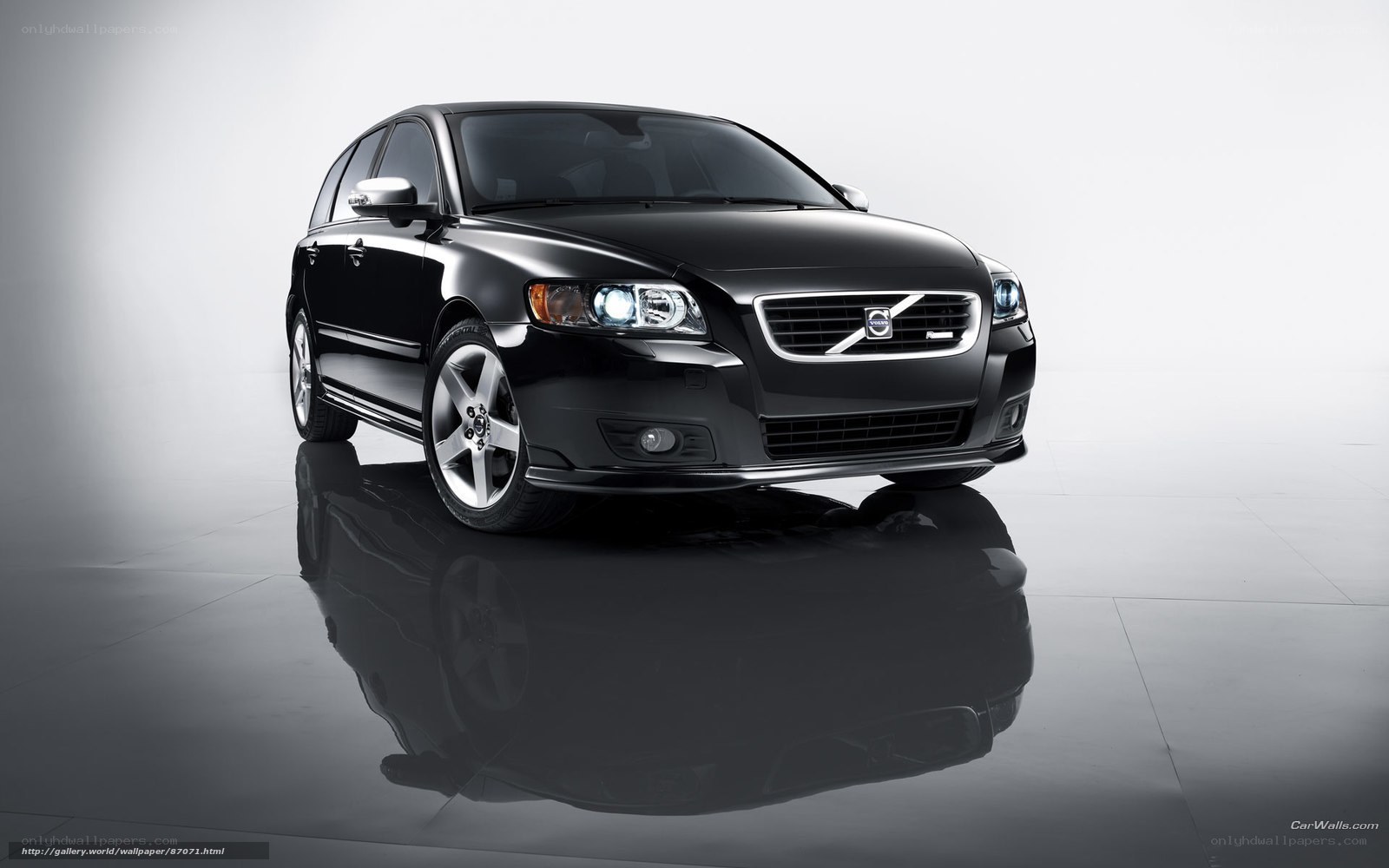 black volvo s40 sedan