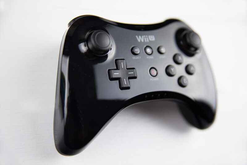 Black Wii U controller