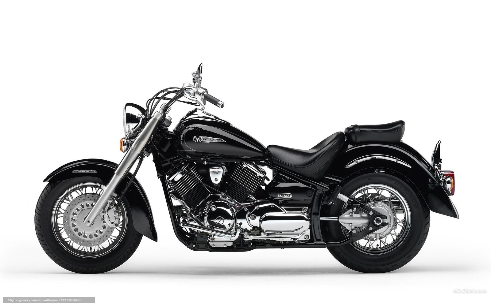 black yamaha cruiser motorcycle