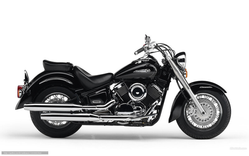 black yamaha cruiser motorcycle