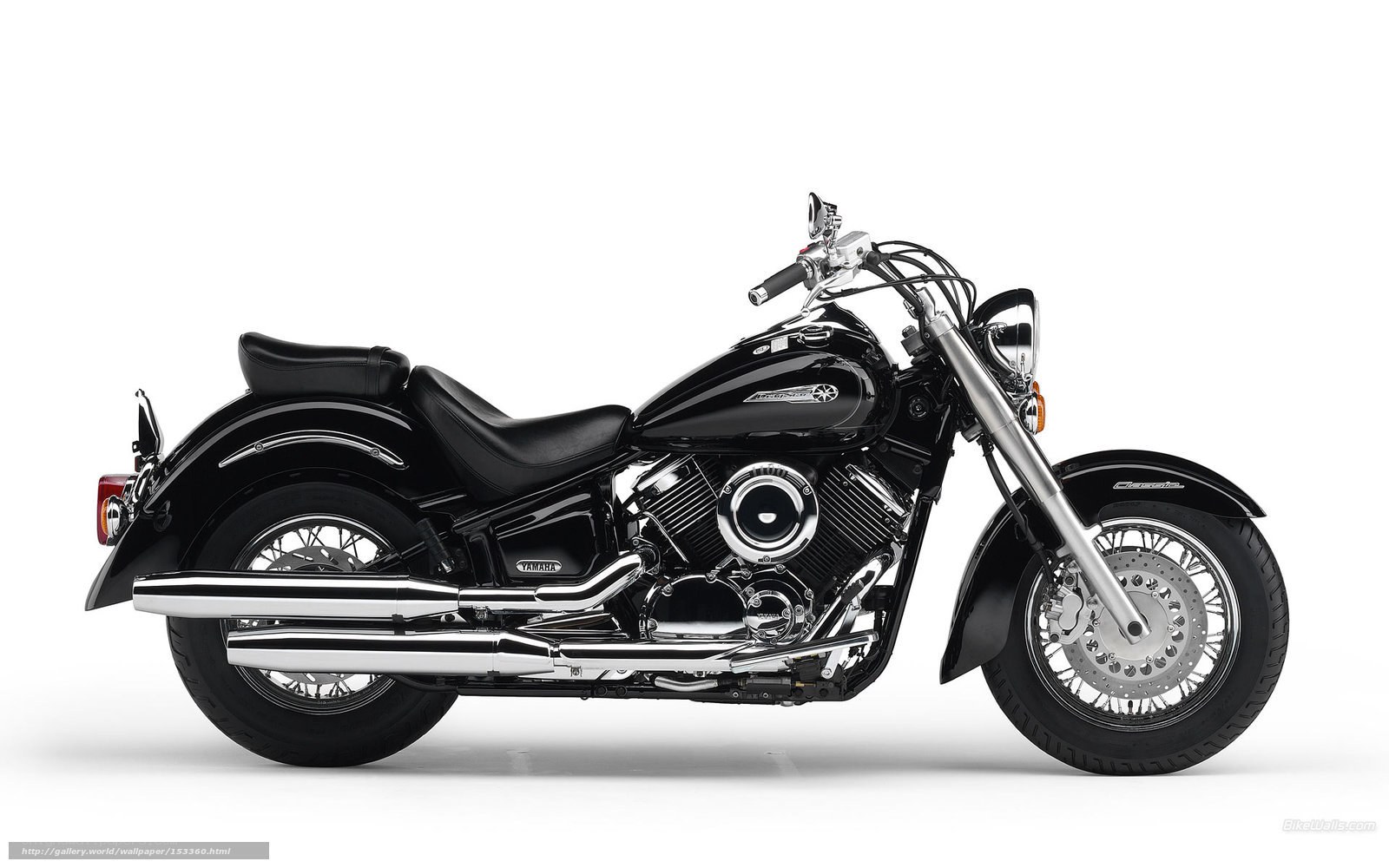 black yamaha cruiser motorcycle
