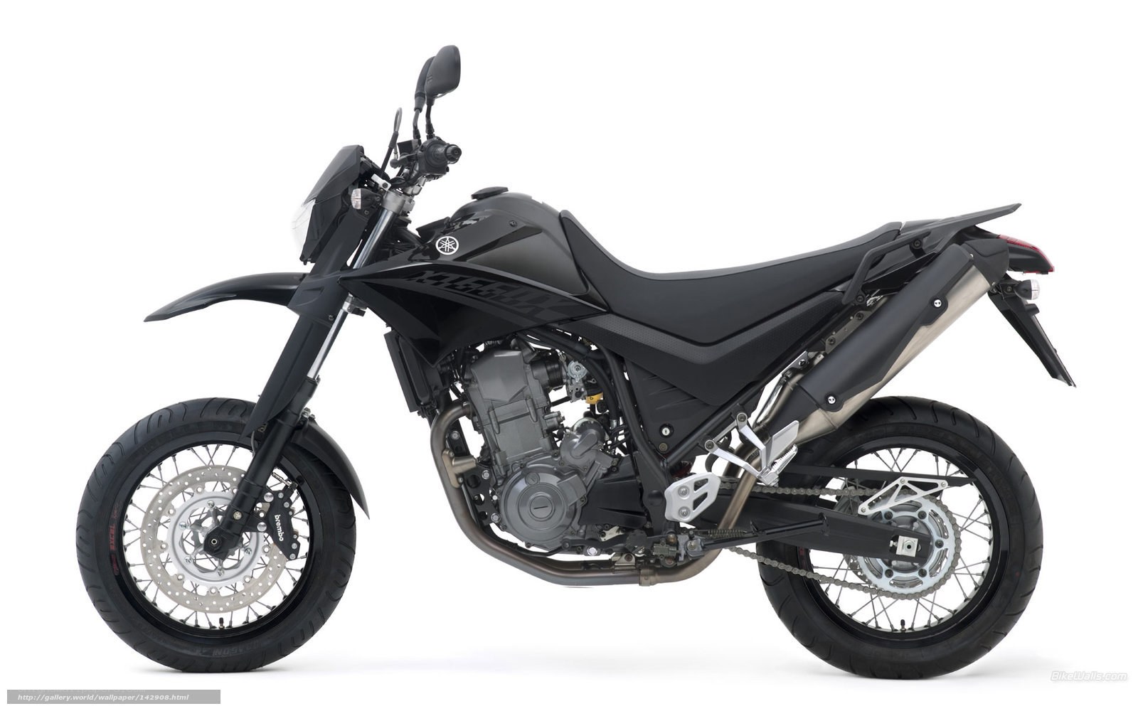 black yamaha dirt bike