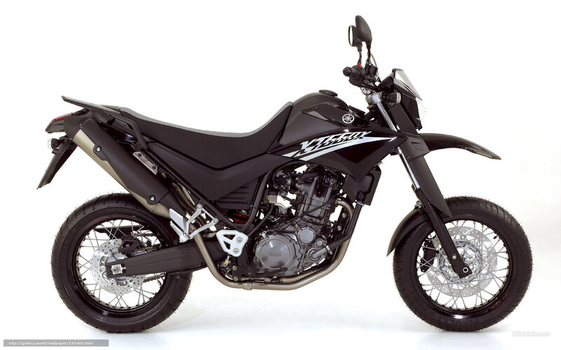 Black Yamaha Motorcycle — Neutral, Photograph, Engine