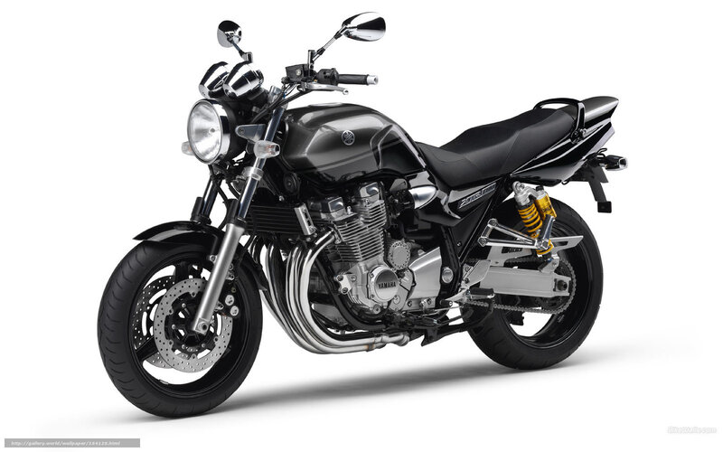 Black Yamaha Motorcycle — Neutral, Photograph, Headlight, Exhaust Pipes