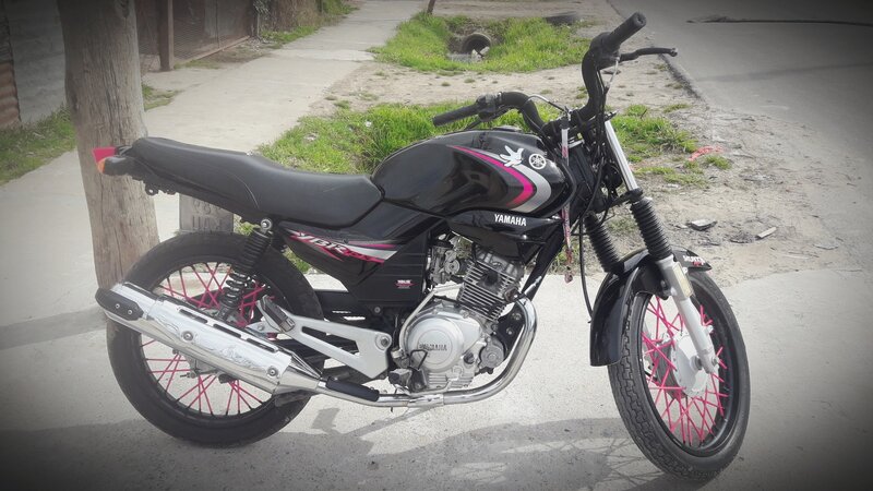 Black Yamaha Motorcycle — Neutral, Photograph, Tree