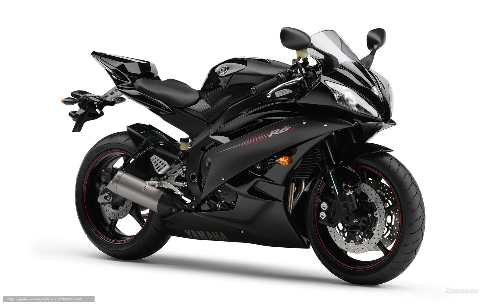 Black Yamaha R6 motorcycle