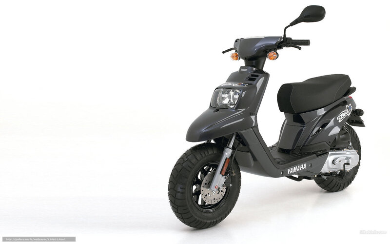 Black Yamaha Scooter — Gray, Neutral