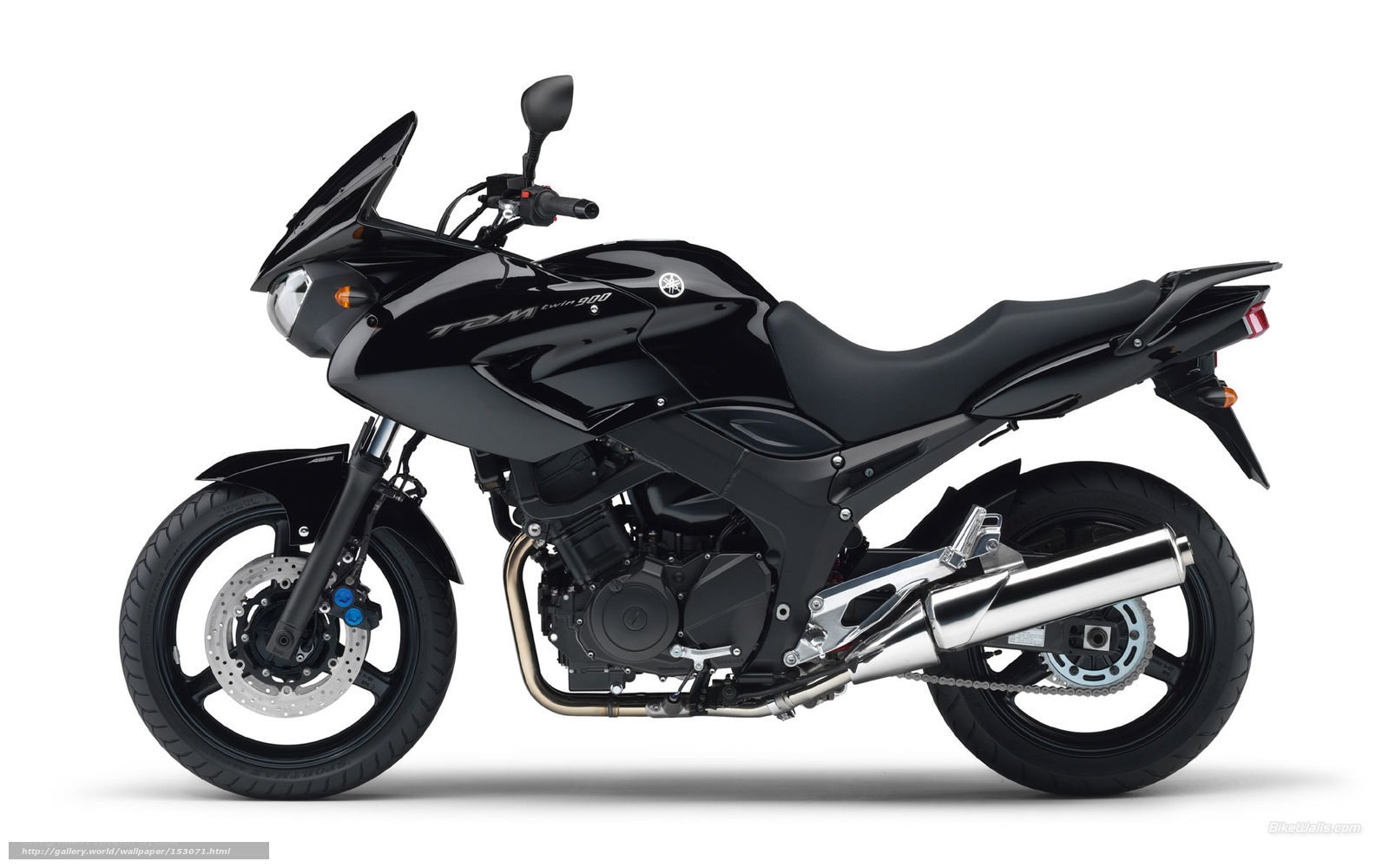 black yamaha tdm 900 motorcycle