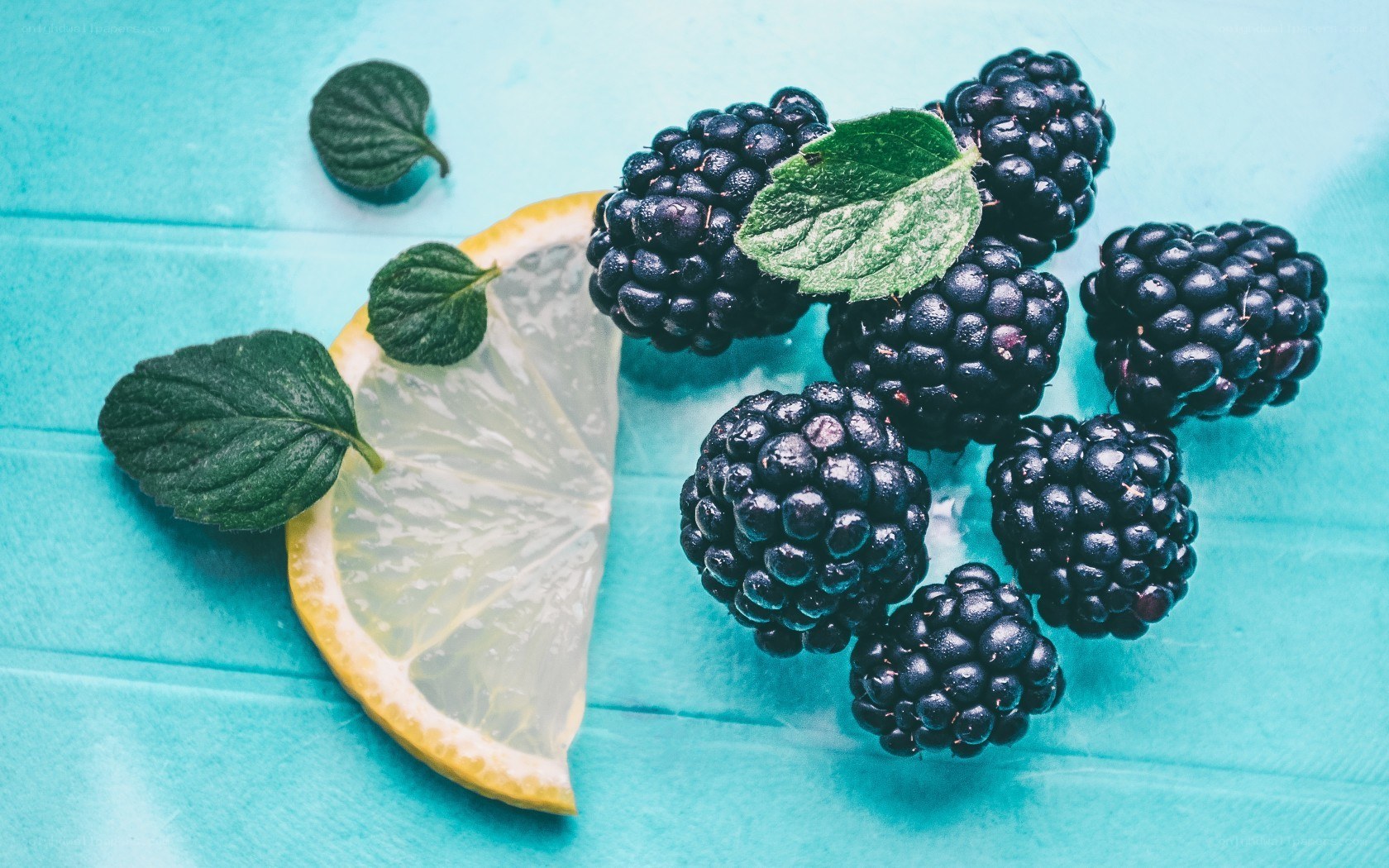 blackberries with lemon and mint