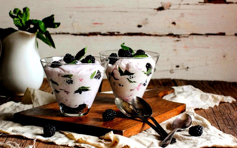 Blackberry Yogurt Parfaits — White