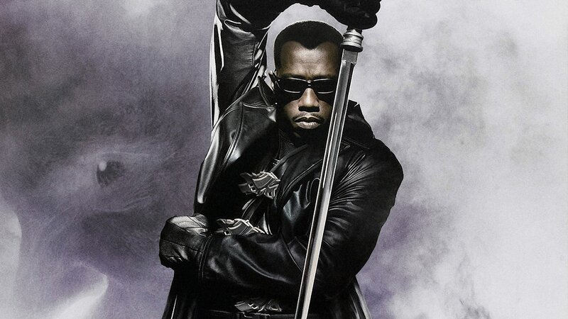 Blade in black leather