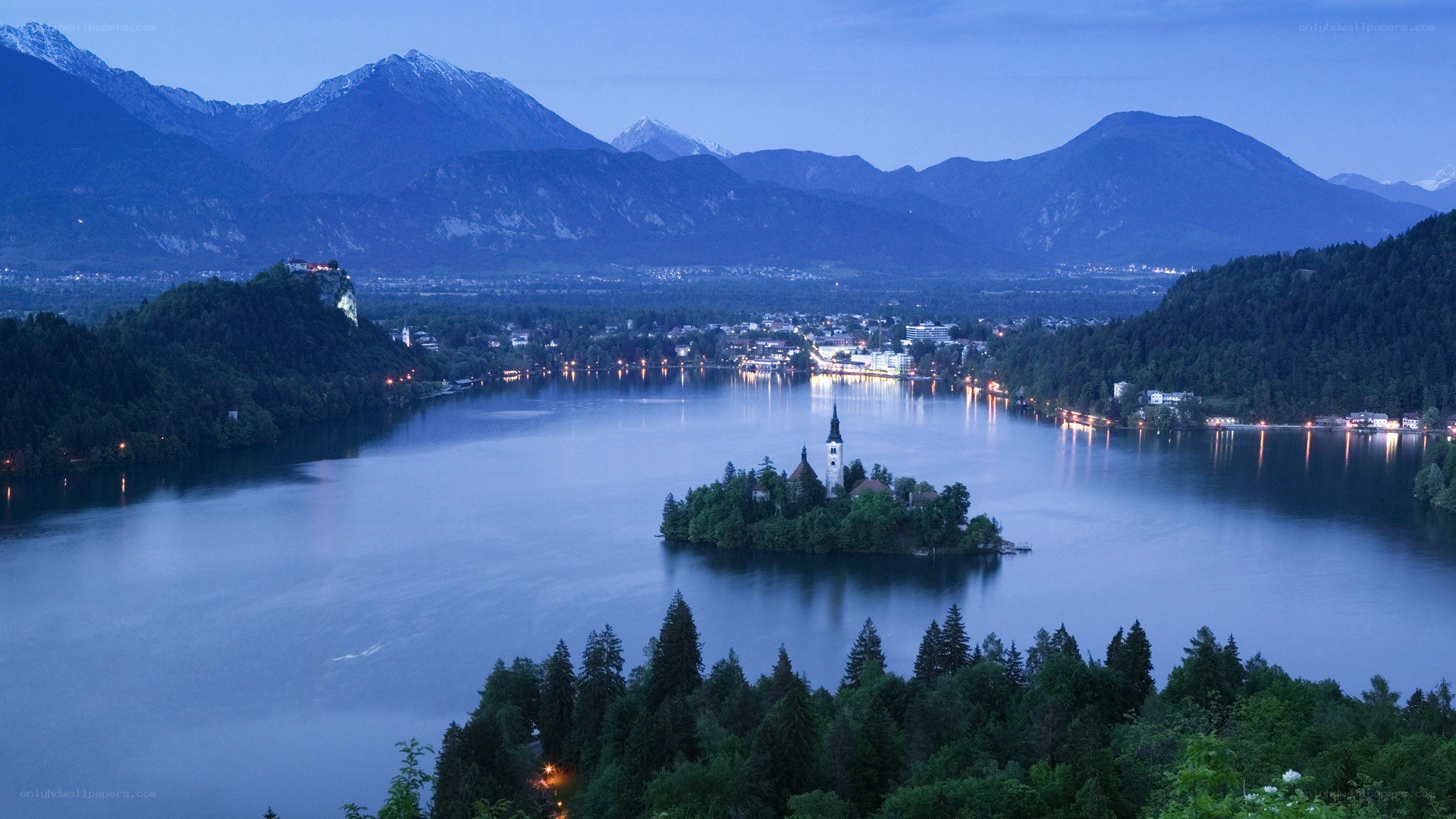 Bled and the lake at dusk