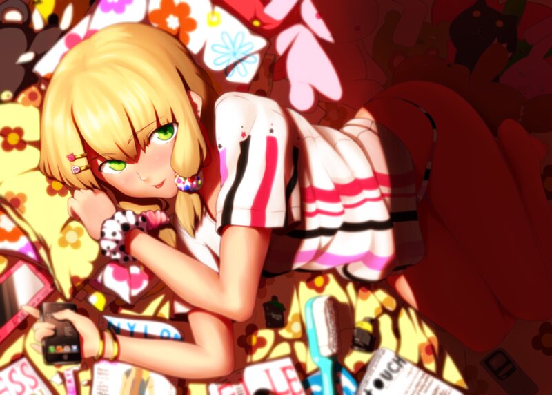 blonde anime girl with phone