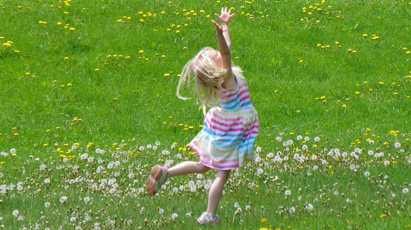 Blonde Girl in Dress — Green, Playful