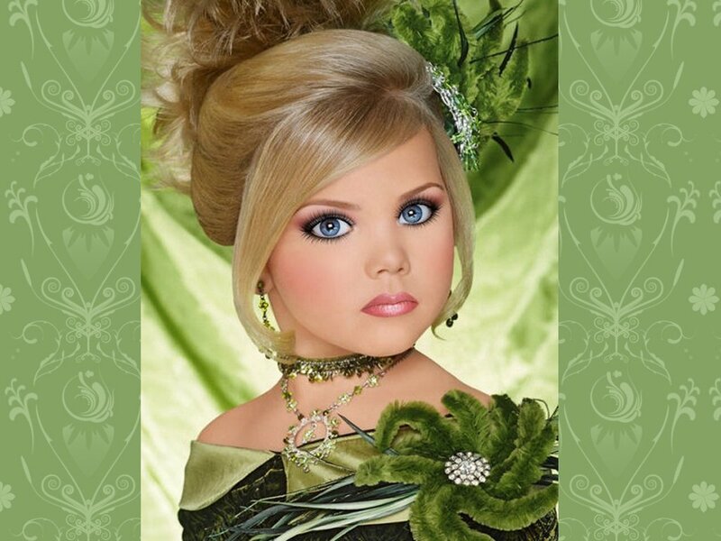 Blonde Girl in Green Dress — Dramatic
