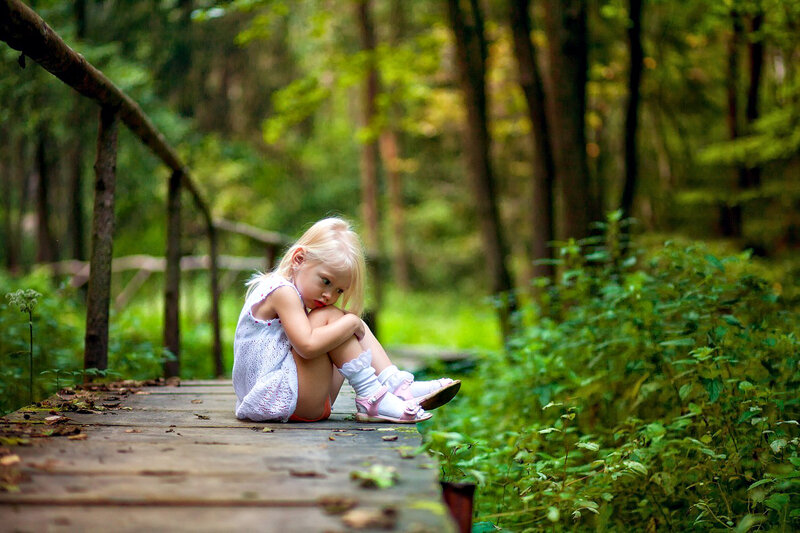 Blonde Girl on Bridge — Green